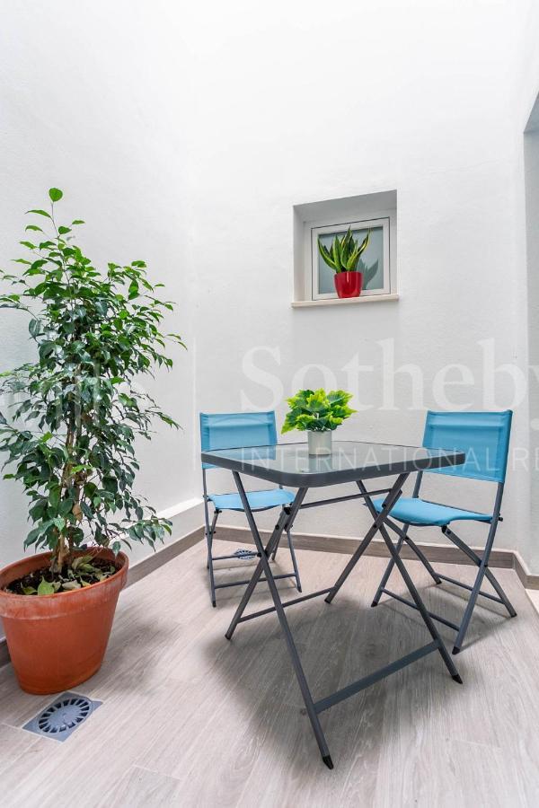 Style & Design By Sevillaluxurysuites Appartement *
